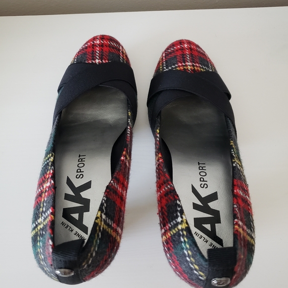 Anne Klein Sport Plaid Pumps Size 9M - Picture 7 of 10